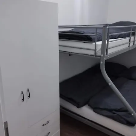 Appartement 4 Personen - Zimmer In Wohnung, Zentral, Ruhig, Modern Lubbecke Esterno foto