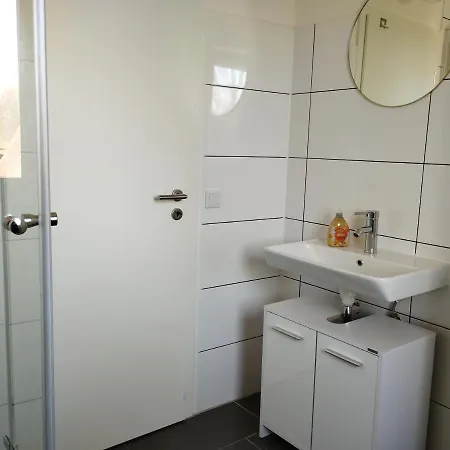 Appartement 4 Personen - Zimmer In Wohnung, Zentral, Ruhig, Modern Lubbecke Esterno foto