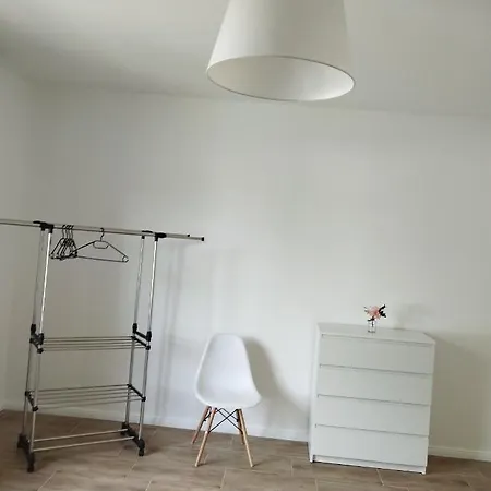 Appartement 4 Personen - Zimmer In Wohnung, Zentral, Ruhig, Modern Lubbecke Esterno foto
