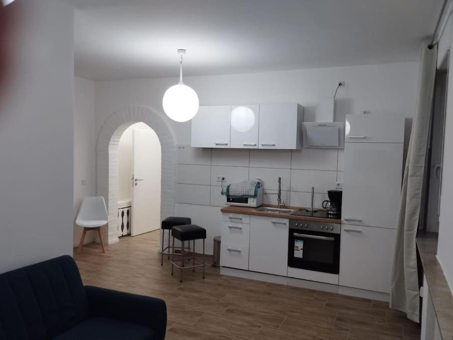 4 Personen - In Wohnung, Zentral, Ruhig, Modern Apartment