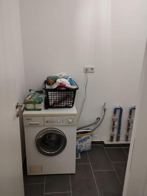 4 Personen - In Wohnung, Zentral, Ruhig, Modern Apartment