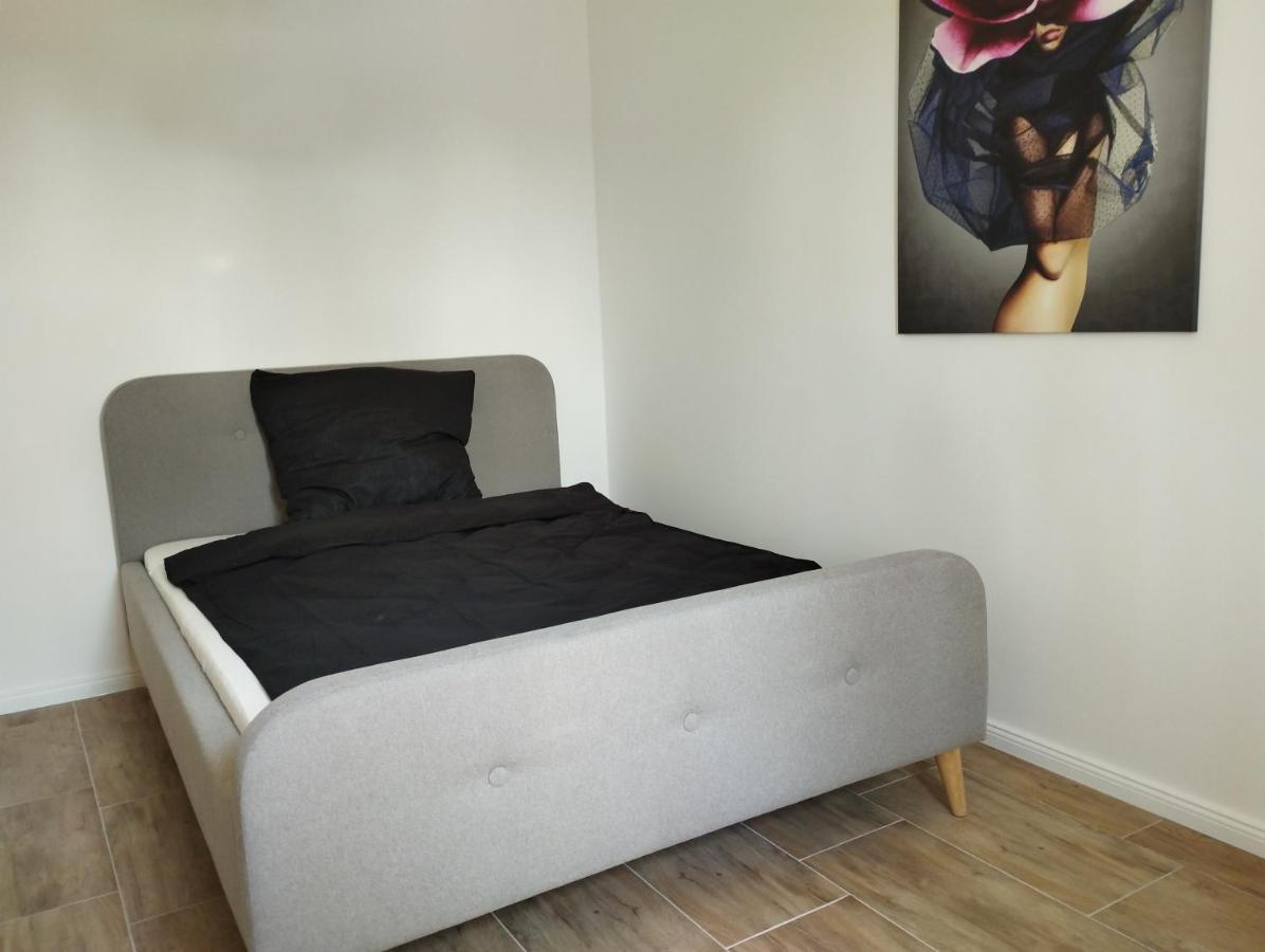 4 Personen - In Wohnung, Zentral, Ruhig, Modern Apartment *